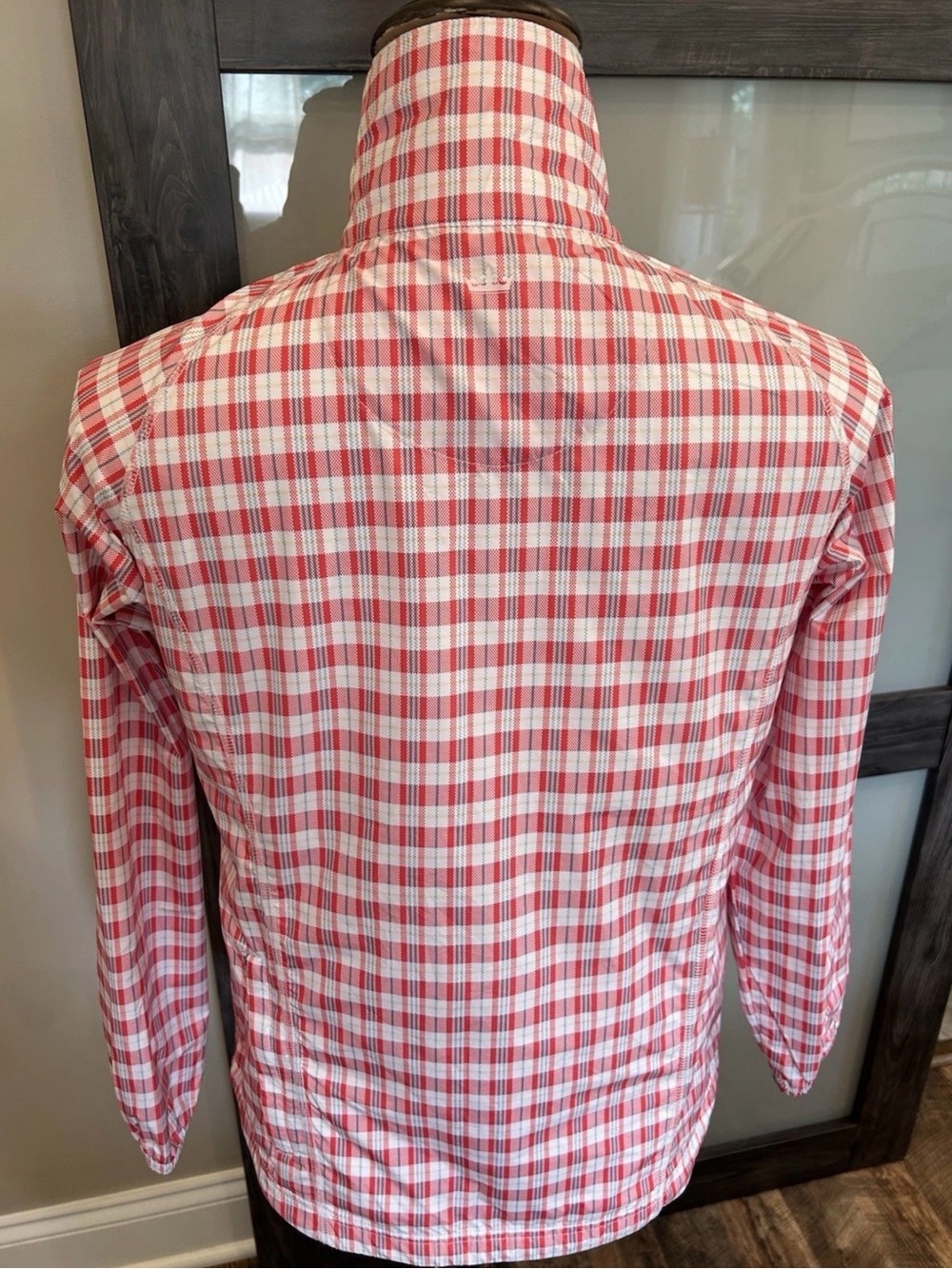 PETER MILLAR WIND Women’s Small Red Plaid  1/2 Zip Golf Lightweight Windbreaker - Picture 2 of 6